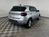Used 2022 Hyundai Venue SE image 3