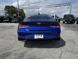 Used 2023 Hyundai Elantra SEL w/ Convenience Package image 4