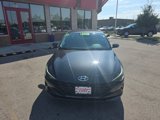 Used 2021 Hyundai Elantra SEL image 2