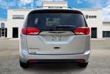 Used 2020 Chrysler Pacifica Touring-L w/ Advanced Safetytec Group image 4