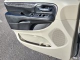 Used 2014 Dodge Grand Caravan SXT image 6