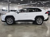 Used 2020 Toyota RAV4 XLE Premium image 4