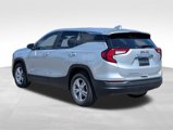 Used 2022 GMC Terrain SLE image 3