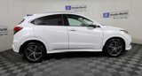 Used 2019 Honda HR-V Touring image 4