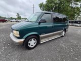 Used 2001 GMC Safari Passenger image 2