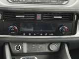 Used 2022 Nissan Rogue SV image 5