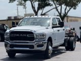 Used 2020 RAM 3500 Tradesman w/ Chrome Appearance Group image 3