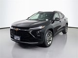 New 2025 Chevrolet Trax LT image 3