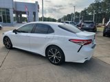 Certified 2020 Toyota Camry SE image 3