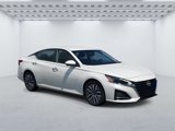 Used 2023 Nissan Altima 2.5 SV image 1