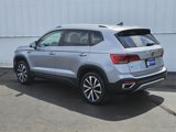 Used 2022 Volkswagen Taos SE image 3
