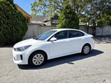 Used 2019 Kia Rio LX image 2