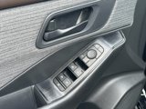 Used 2023 Nissan Rogue S image 5