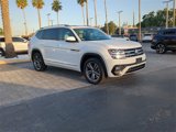 Used 2019 Volkswagen Atlas SEL R-Line image 2