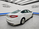 Used 2016 Ford Fusion SE image 5