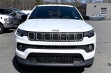 Used 2024 Jeep Compass Latitude image 2