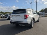Used 2022 Ford Explorer XLT w/ Equipment Group 202A image 4