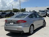 Used 2020 Ford Fusion SE image 3