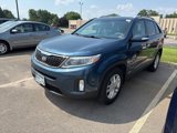 Used 2014 Kia Sorento LX image 2