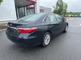Used 2017 Toyota Camry LE image 3