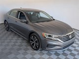 Certified 2021 Volkswagen Passat 2.0T SE image 2