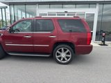 Used 2010 Cadillac Escalade Luxury image 2