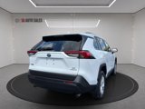 Used 2020 Toyota RAV4 LE image 5