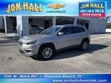 Used 2019 Jeep Cherokee Latitude w/ Popular Appearance Group image 2