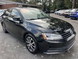 Used 2017 Volkswagen Jetta SE image 3