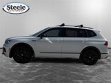 Used 2021 Volkswagen Tiguan SE R-Line image 2