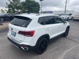Used 2023 Volkswagen Taos SE image 3