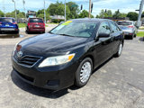 Used 2011 Toyota Camry LE image 3