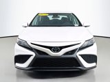 Used 2023 Toyota Camry SE image 2