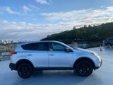 Used 2013 Toyota RAV4 LE image 2