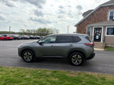 Used 2023 Nissan Rogue SV image 2