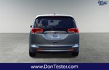 Used 2017 Chrysler Pacifica Touring image 5