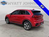 Used 2022 Kia Niro EX w/ Cold Weather Package image 3