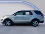 Used 2017 Ford Explorer XLT w/ Equipment Group 202A image 3
