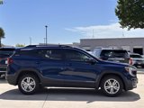 Used 2022 GMC Terrain SLE w/ Driver Convenience Package image 3