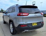Used 2017 Jeep Cherokee Limited image 6