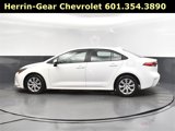 Used 2022 Toyota Corolla LE image 4