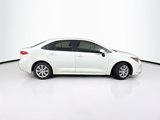 Used 2022 Toyota Corolla LE image 5