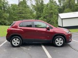Certified 2022 Chevrolet Trax LT w/ LT Convenience Package image 2
