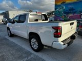 Used 2022 Nissan Frontier SV image 3