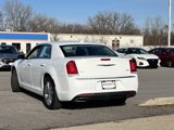 Used 2022 Chrysler 300 Touring image 6