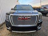 Used 2023 GMC Yukon XL Denali image 3