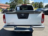 Used 2018 Nissan Frontier SV image 3
