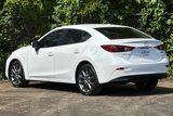 Used 2018 MAZDA MAZDA3 Touring image 6