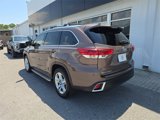 Used 2017 Toyota Highlander Limited image 5