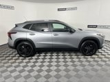 Used 2024 Chevrolet Trax ACTIV w/ Sunroof Package image 6